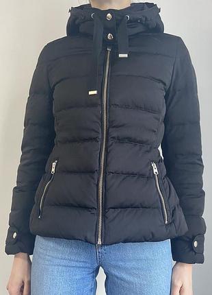 Тепла чорна курточка zara3 фото