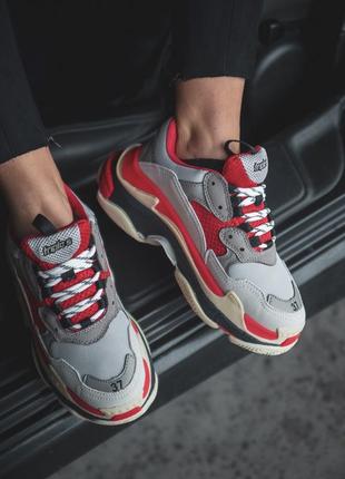 Кроссовки женские   triple s grey/red -скидка