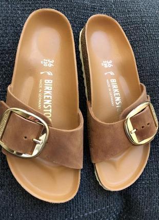 Сланцы шлепки birkenstock madrid big buckle cognac  оригинал8 фото