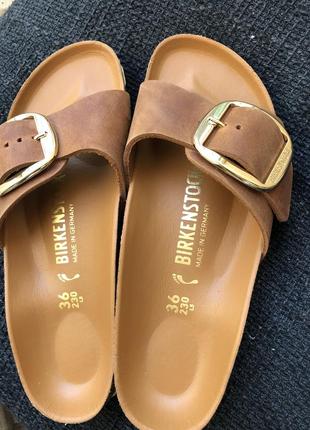 Сланцы шлепки birkenstock madrid big buckle cognac  оригинал10 фото