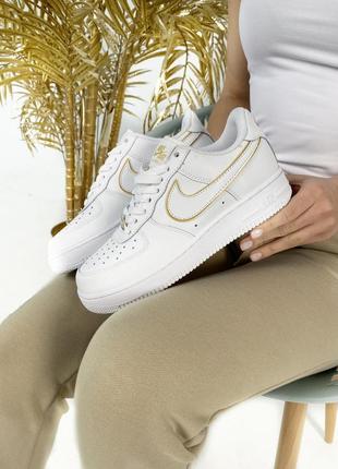 Nike air force white gold чтильні золоті білі кросівки найк форс білі кросівки