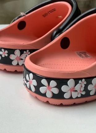 Кроксы crocs bayaband clog, розовые с цветочным принтом.5 фото