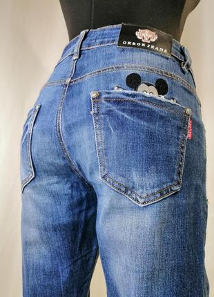 Узкие джинсы с принтом мики маусом4 фото