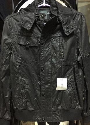 Вітровка бренд