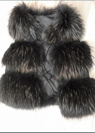 Меховая безрукавка
