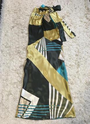 Сукню