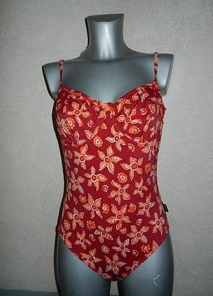 16/48/l чашка c*elfi*німеччина бордовий купальник у квітах на кісточках новий