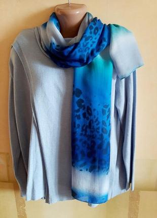 Стильный женский шарф с анималистическим мотивом made in italy