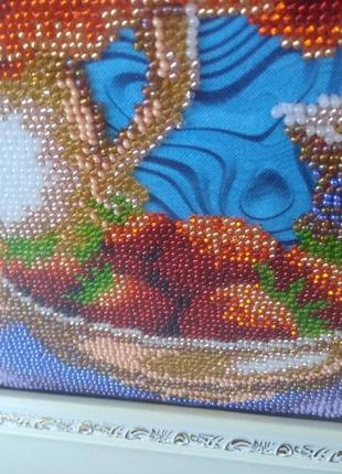 Картина вышитая чешским бисером.