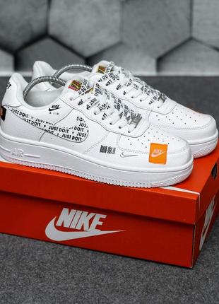 Женские кроссовки nike air force 1 low just do it white2 фото