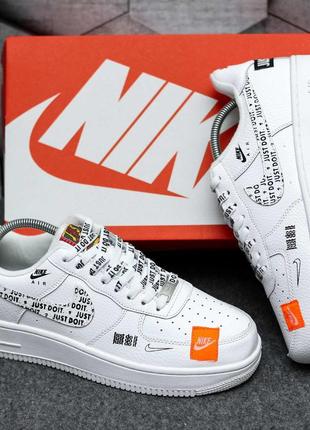 Женские кроссовки nike air force 1 low just do it white5 фото