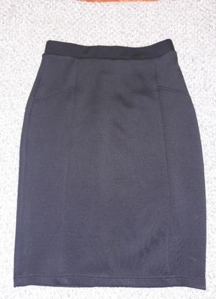 Офисная юбка-карандаш из плотного трикотажа. бренд gloria jeans.1 фото