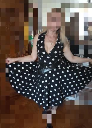 Классическое платье в горошек, с пышным низом3 фото
