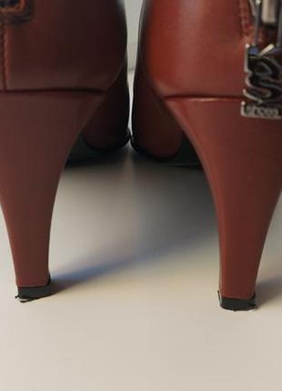 Стильные кожанные ботинки ботильоны k+s3 фото