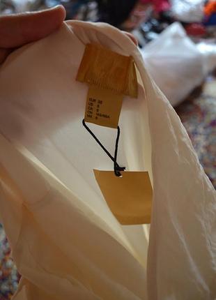 Платье h&m с украшением под золото