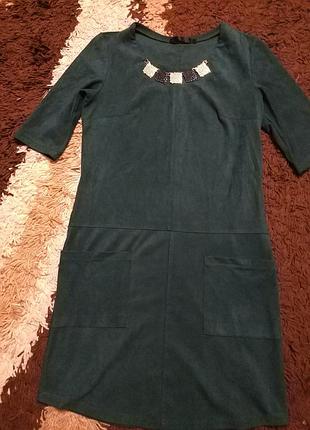 Бархатное платьеце