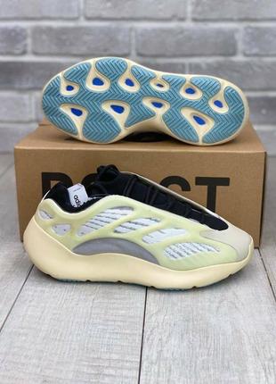 Кросівки adidas yeezy 700 v3 кросслвки