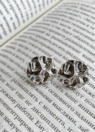 Стильные серьги бижутерия сережки