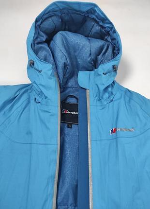 Теплая куртка berghaus