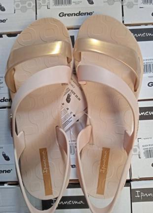 Женские босоножки ipanema vibe sandal fem 82429. (100% - оригинал)
rider