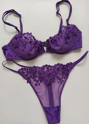Люксовый сексуальный комплект белья от valisere
