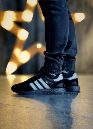 Шикарні жіночі кросівки adidas iniki чорні з білими смужками унісекс 36-46 р9 фото