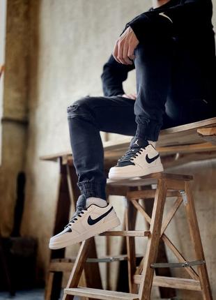 Відмінні чоловічі кросівки nike air jordan 1 low білі з чорним6 фото