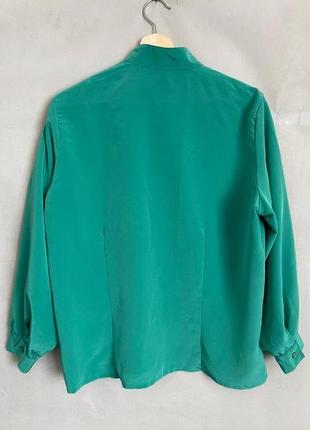 Блуза с драпировкой и воротником стойкой невероятного цвета, 16 р.3 фото