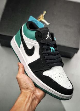 Jordan 1 low “white black mystic green”