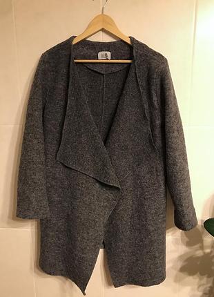 Сіре пальто / кардиган з валяної вовни