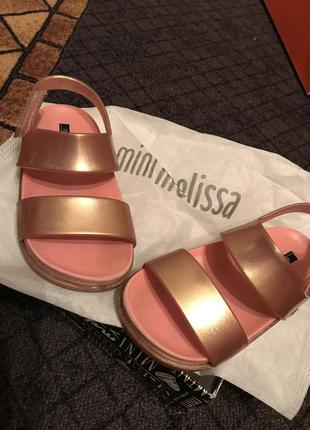 Босоножки mini melissa 20/21