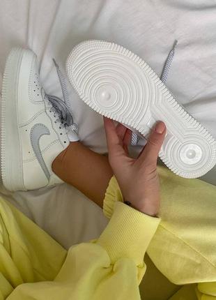 nike DX2653 air force🆕шикарные женские кроссовки🆕белые рефлективные найк🆕жіночі кросівки🆕9 фото