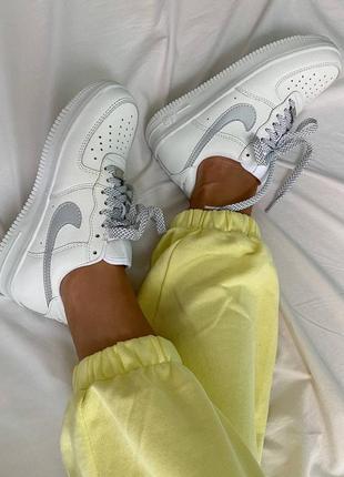 nike DX2653 air force🆕шикарные женские кроссовки🆕белые рефлективные найк🆕жіночі кросівки🆕10 фото