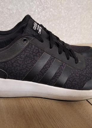 Кросівки adidas