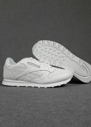 Мужские кроссовки reebok classic белые с перфорацией скидка sale / smb2 фото