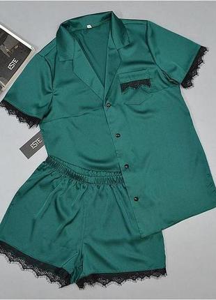 Смарагдова шовкова піжама з мереживом сорочка+шорти