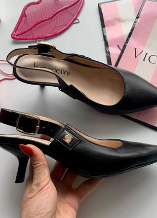 👠утончённые чёрные босоножки закрытый носок/чёрные туфли на клёш каблуках открытая пятка👠