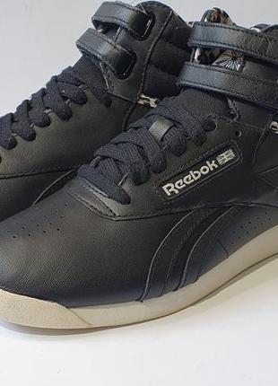 Кросівки кросівки reebok aus der classic-kollektion оригінал