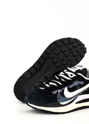 Sacai x nike vaporwaffle black2 фото