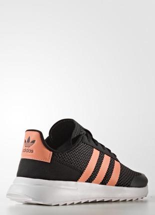 Кроссовки женские adidas flashback by96863 фото