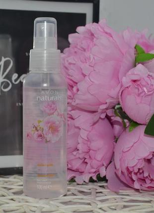 Парфумований спрей для тіла туман вишневий колір cherry blossom body mist avon naturals