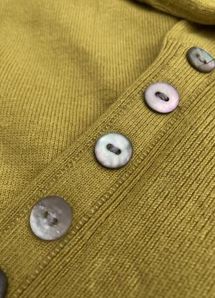 Кофта с перламутровыми пуговицами 5