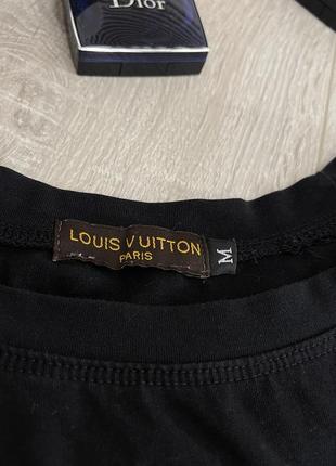 Louis vuitton supreme черная белая красная футболка м3 фото