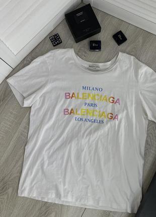 Футболка balenciaga с разноцветным логотипом белая 2020 коллекция италия