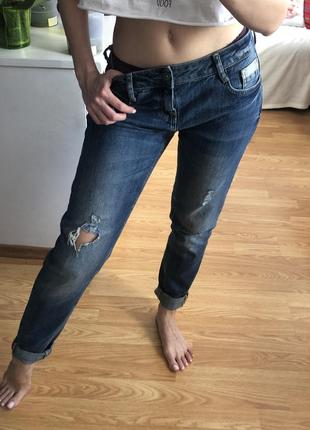 Джинсы женские