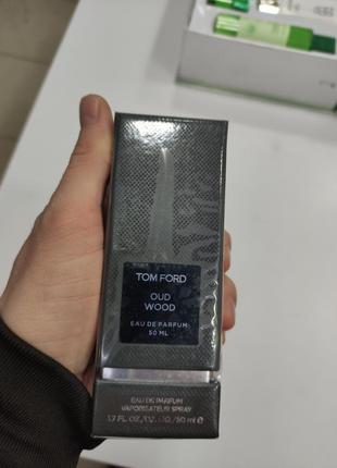 Парфюмированная вода  tom ford