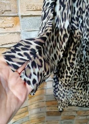 Блуза оверсайз с леопардовым принтом3 фото