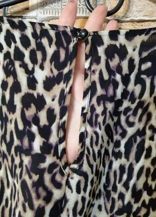 Блуза оверсайз з леопардовим принтом5 фото
