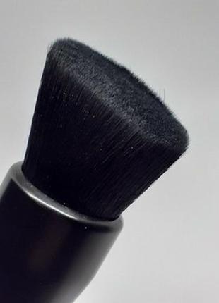 Кисть для нанесения тональной основы,сс крема мери кей