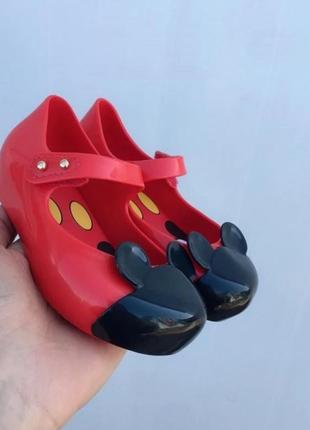 Туфлі міккі маус melissa